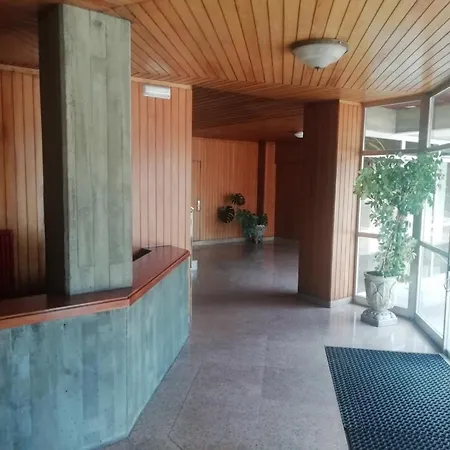 Apartalux * A Coruña